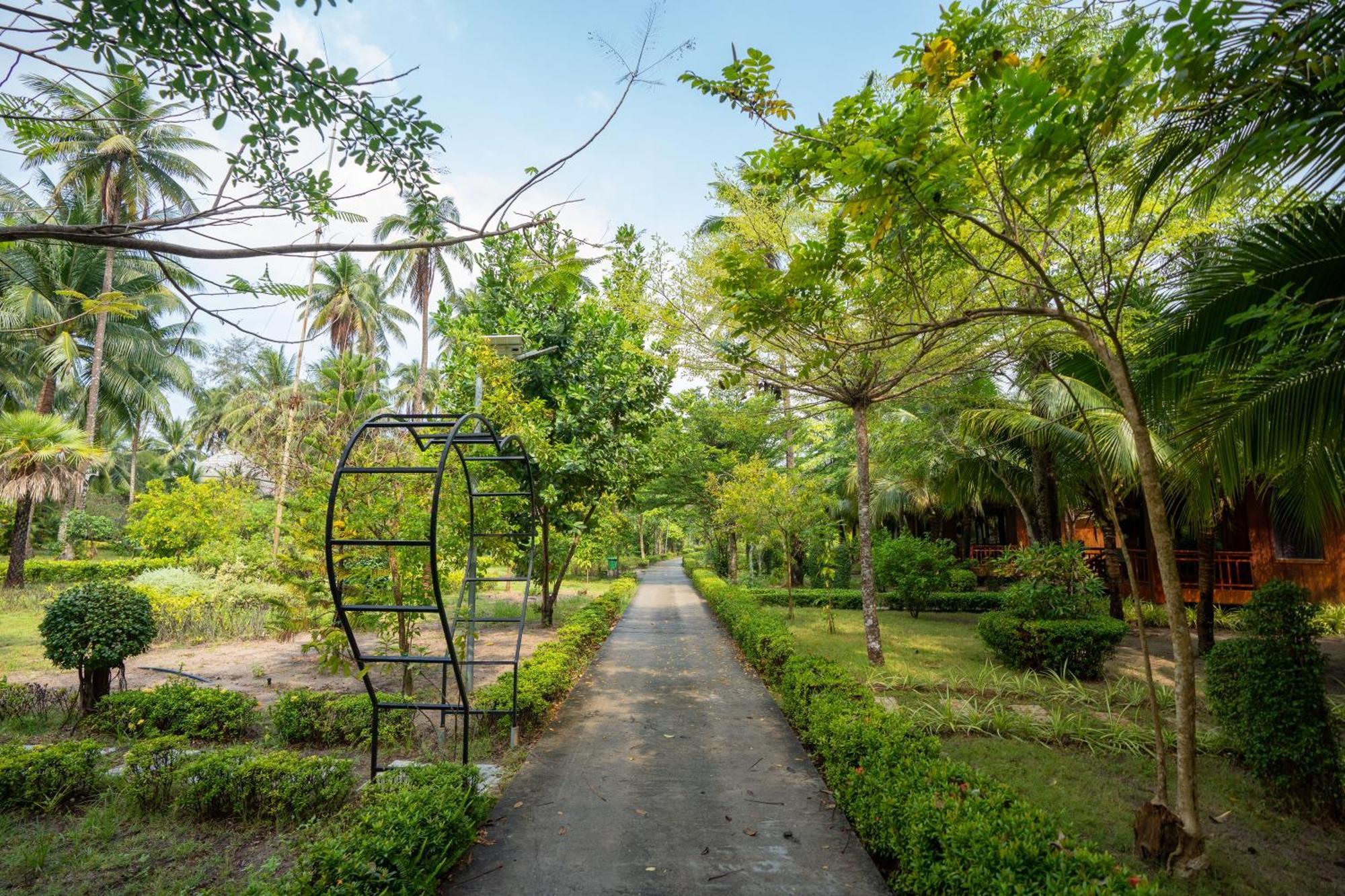 Mafiya Resort Thansour beach Exterior photo