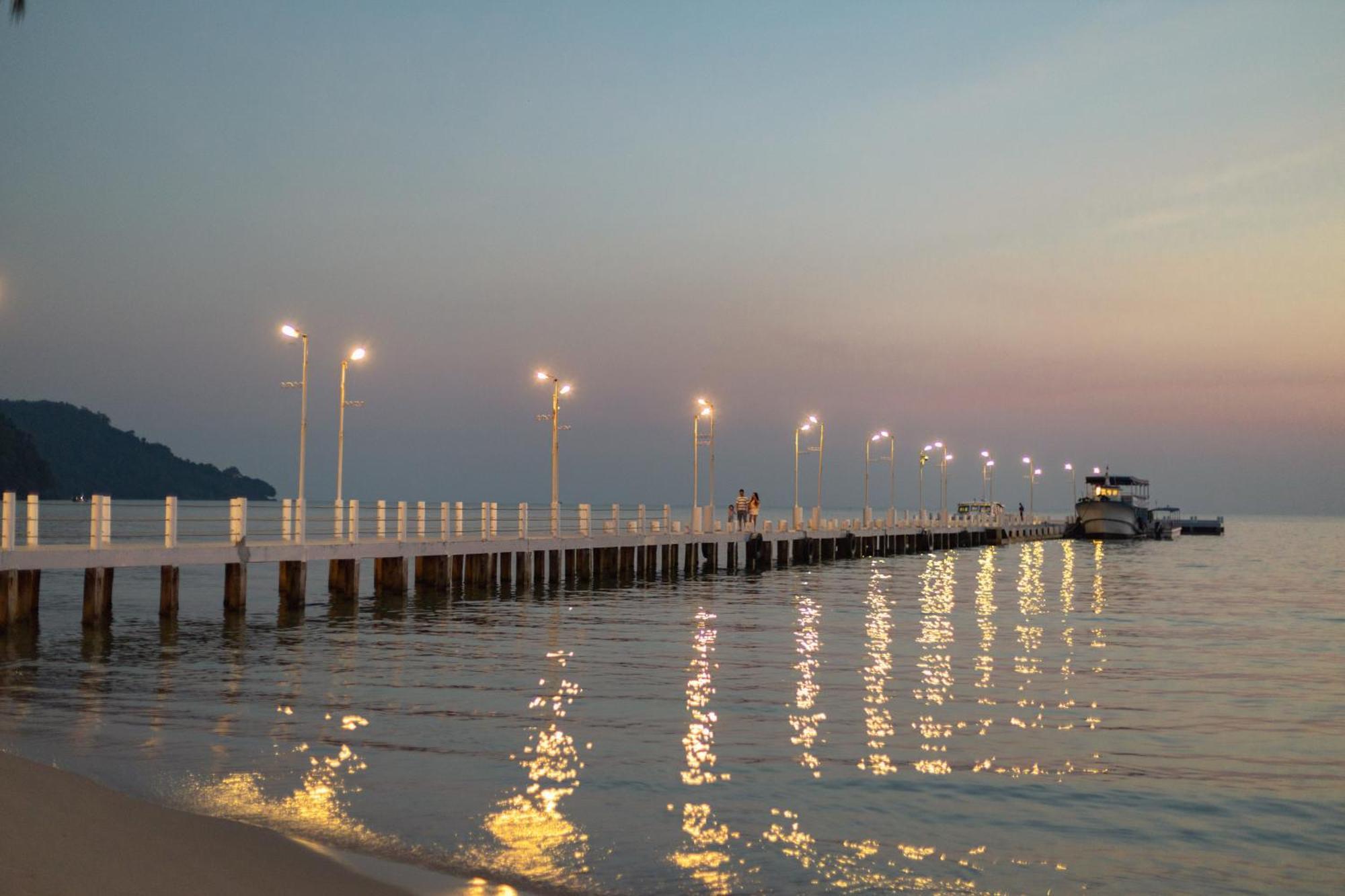 Mafiya Resort Thansour beach Exterior photo